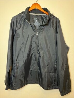 L.L. Bean Black Hooded Windbreaker Jacket